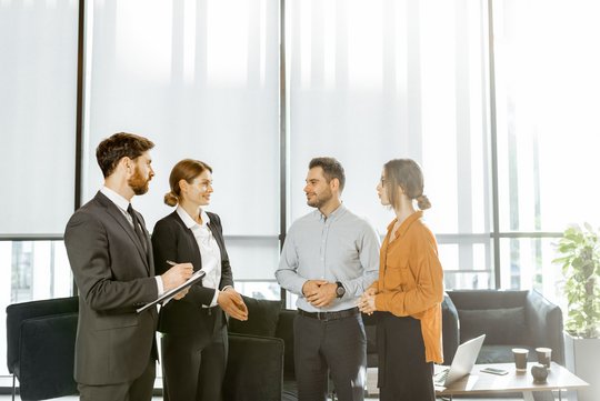 couple with business consultants